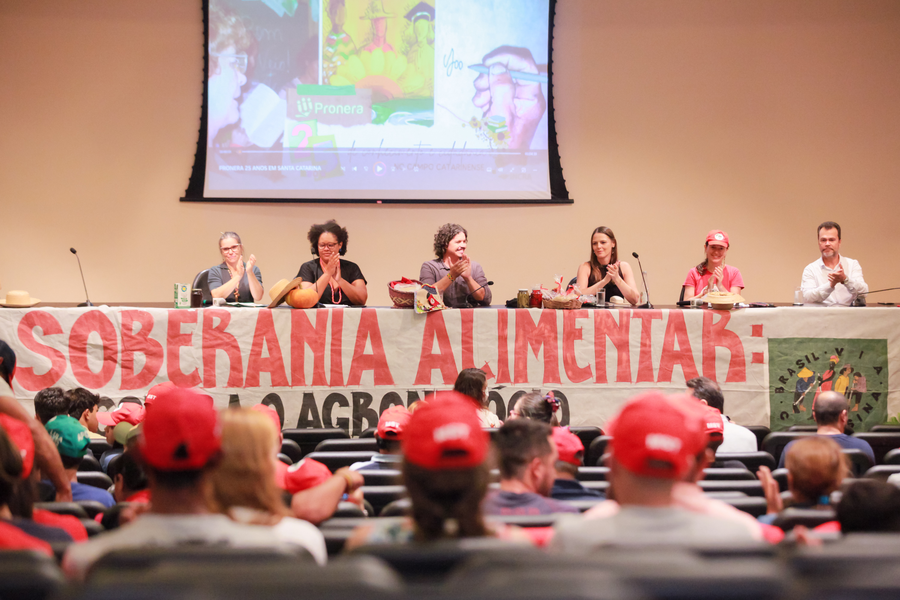 - Jornada Universitária pela Reforma Agrária