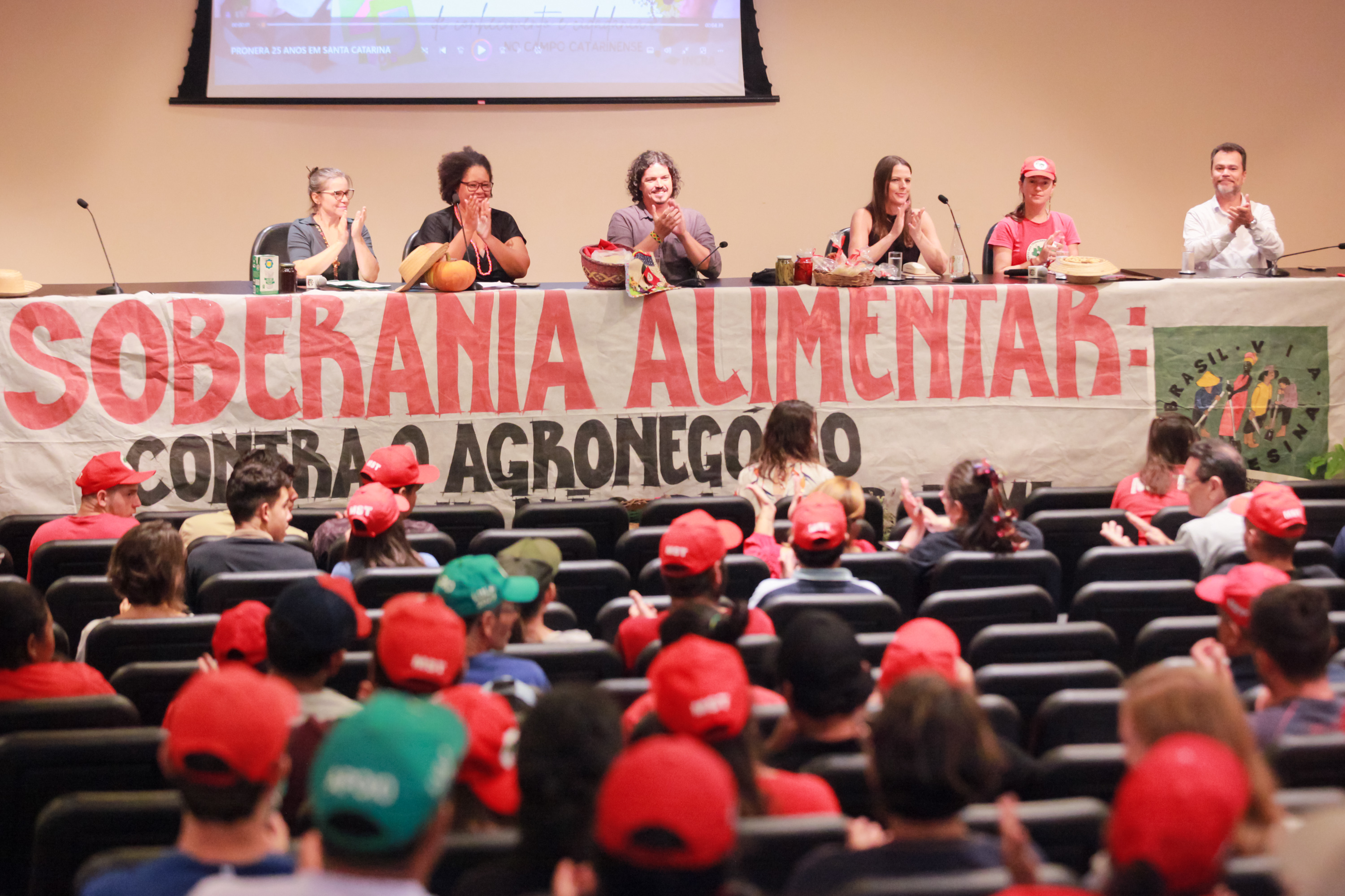 - Jornada Universitária pela Reforma Agrária