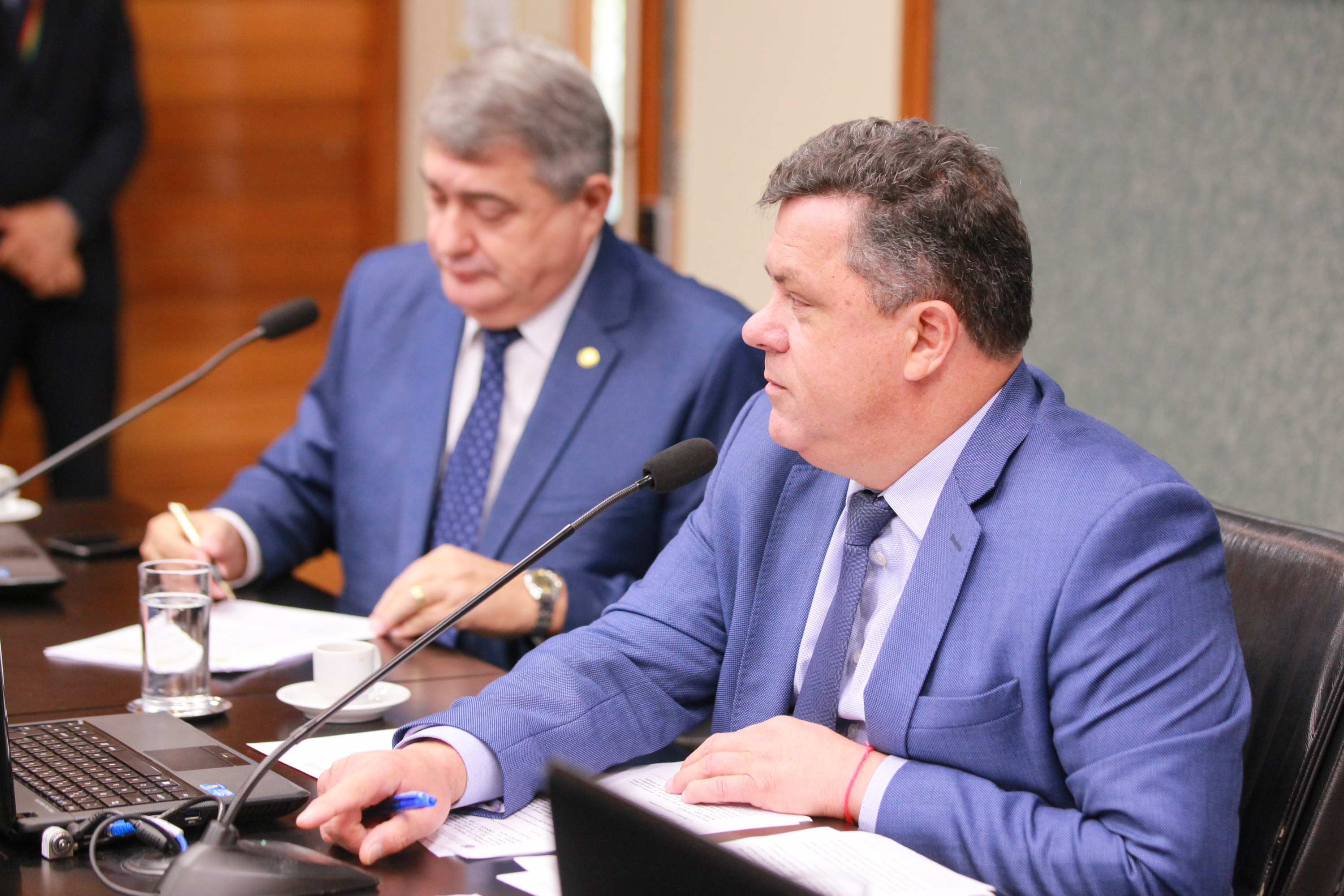 - Deputado Ivan Natz (PL)