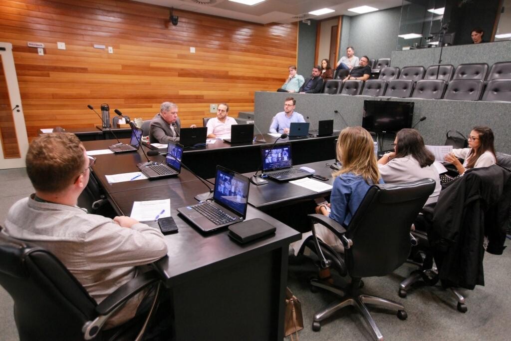 Encontro ocorreu na tarde desta sexta-feira (14), na Sala das Comissões da Alesc