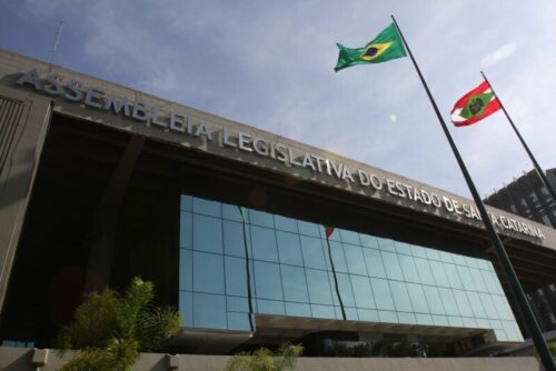 Aviso de pauta – Alesc realiza homenagem aos 90 anos da Justiça Eleitoral Catarinense