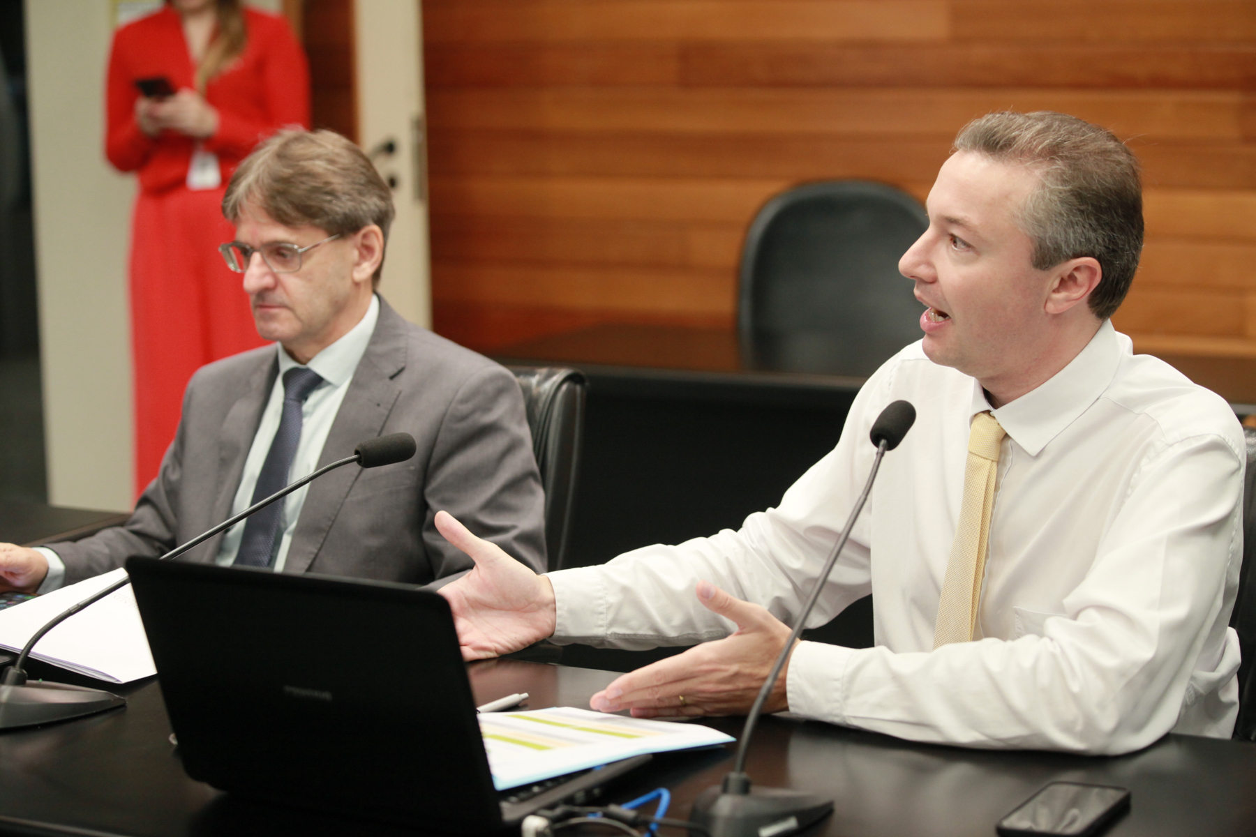 Comissão de Assuntos Municipais