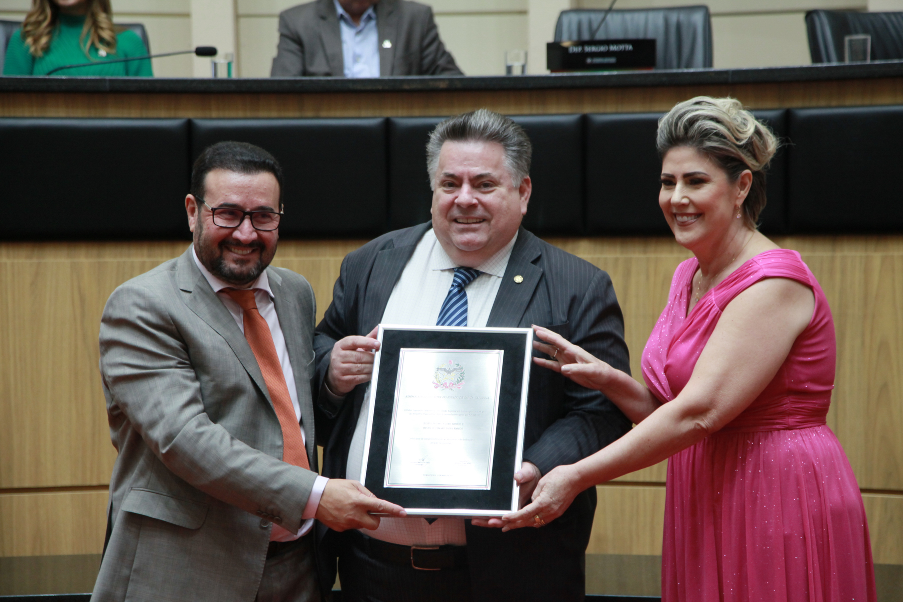 Sessão Especial em homenagem aos 35 anos do Ministério da Palavra Viva Church