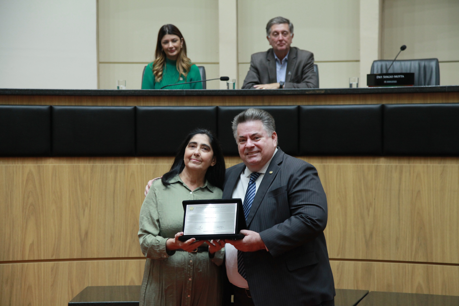 Sessão Especial em homenagem aos 35 anos do Ministério da Palavra Viva Church