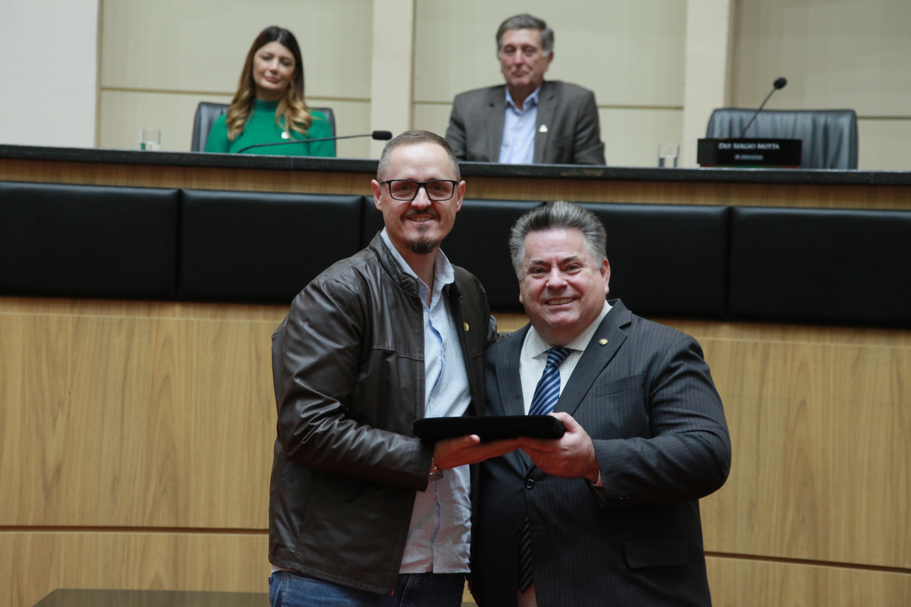Sessão Especial em homenagem aos 35 anos do Ministério da Palavra Viva Church