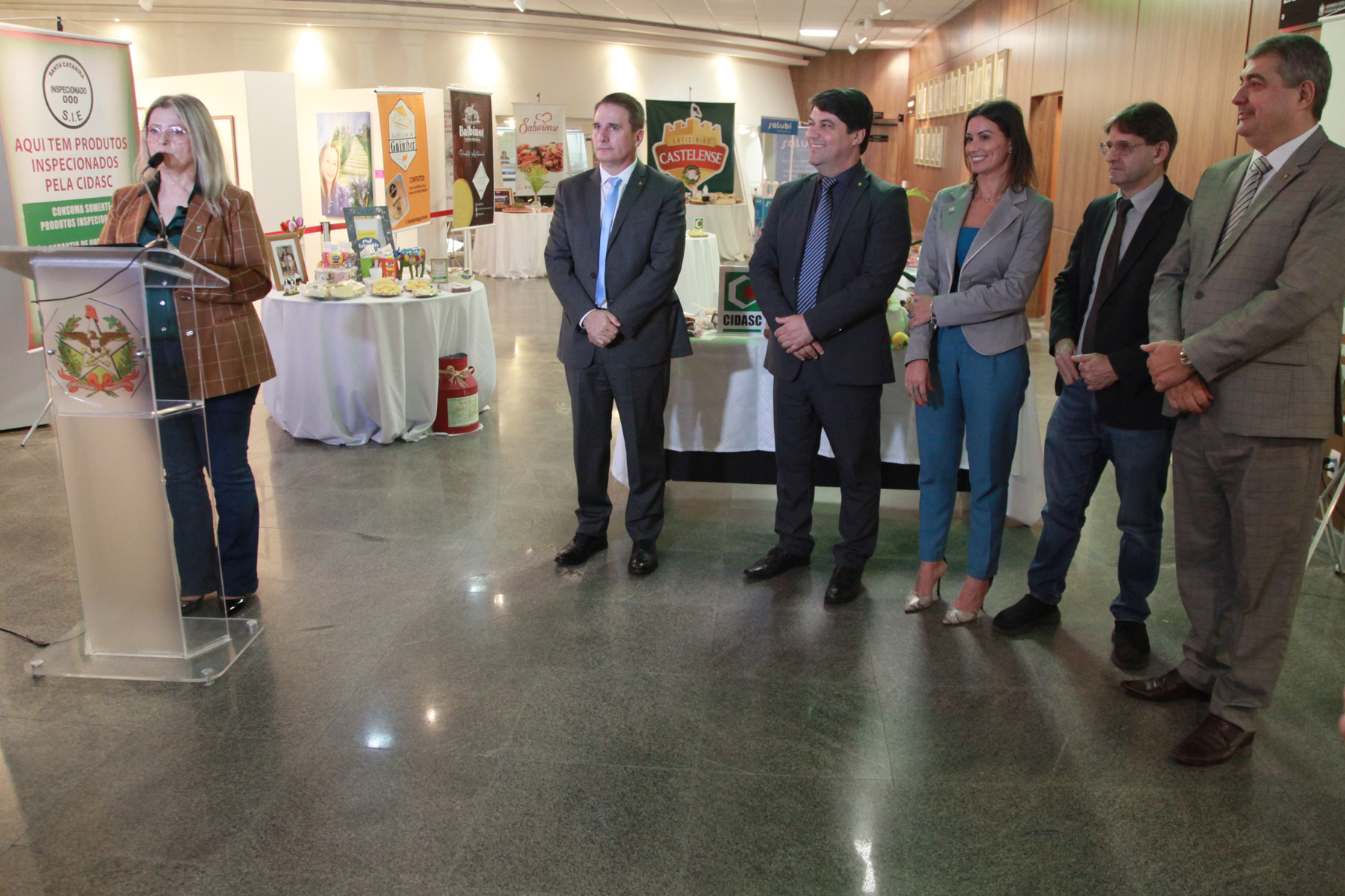 Apresentação do serviço de inspeção realizado pela Cidasc nas agroindústrias e degustação de produtos inspecionados.