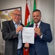 Secretário de Estado de Educação, Aristides Cimadon, e deputado Lucas Neves