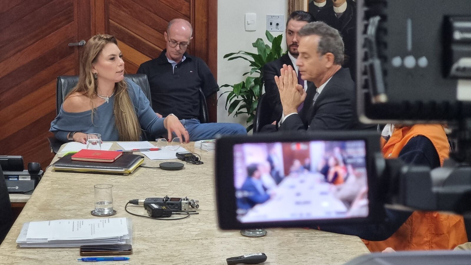 Deputada Paulinha na reunião do Comseg