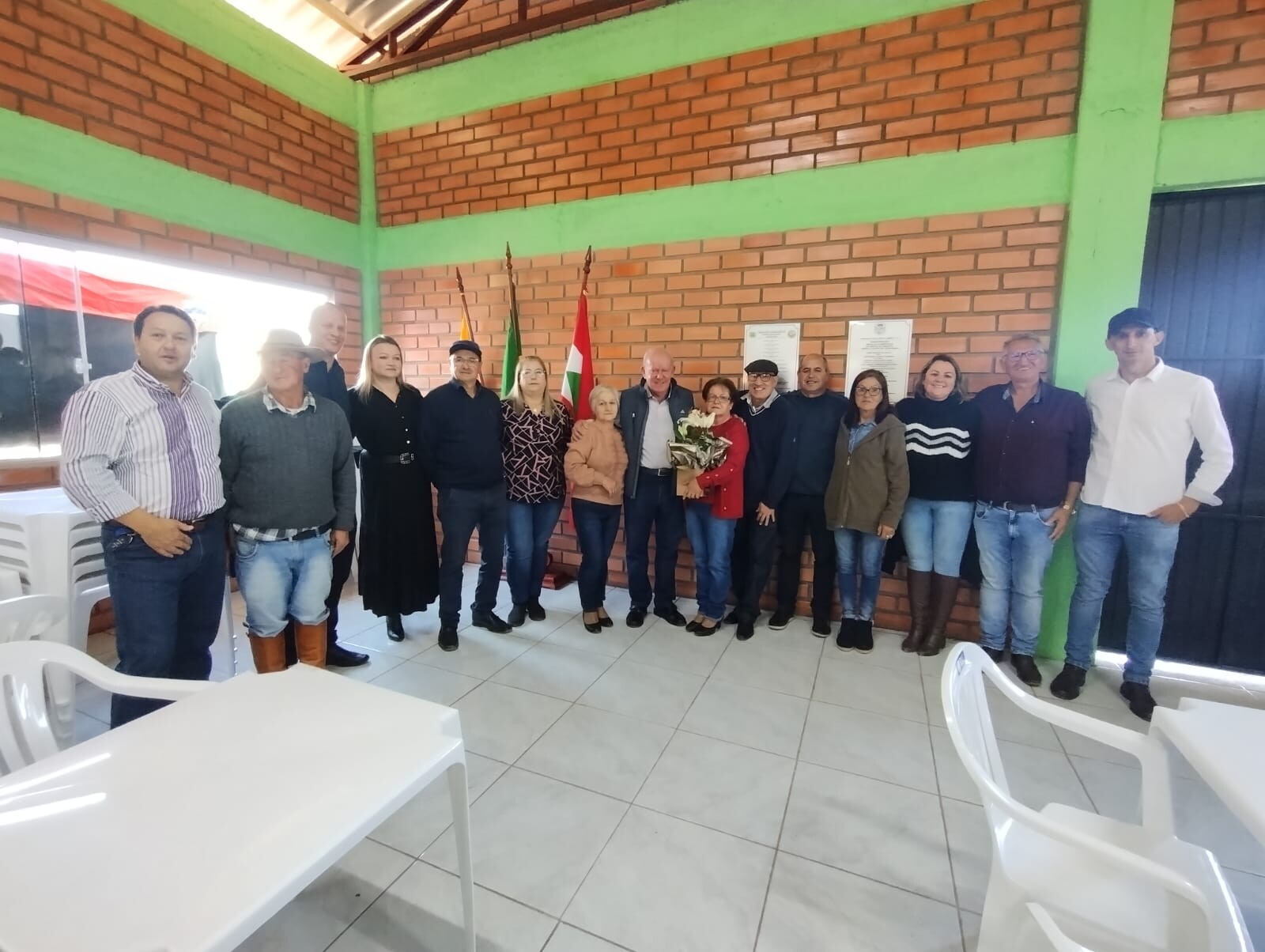 Deputado Marcos Vieira e lideranças de São José do Cerrito