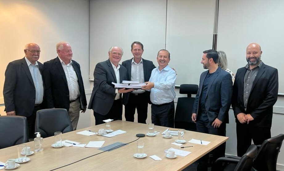 Deputado Dr. Vicente em reunião com o governador Jorginho Mello e lideranças de Porto União