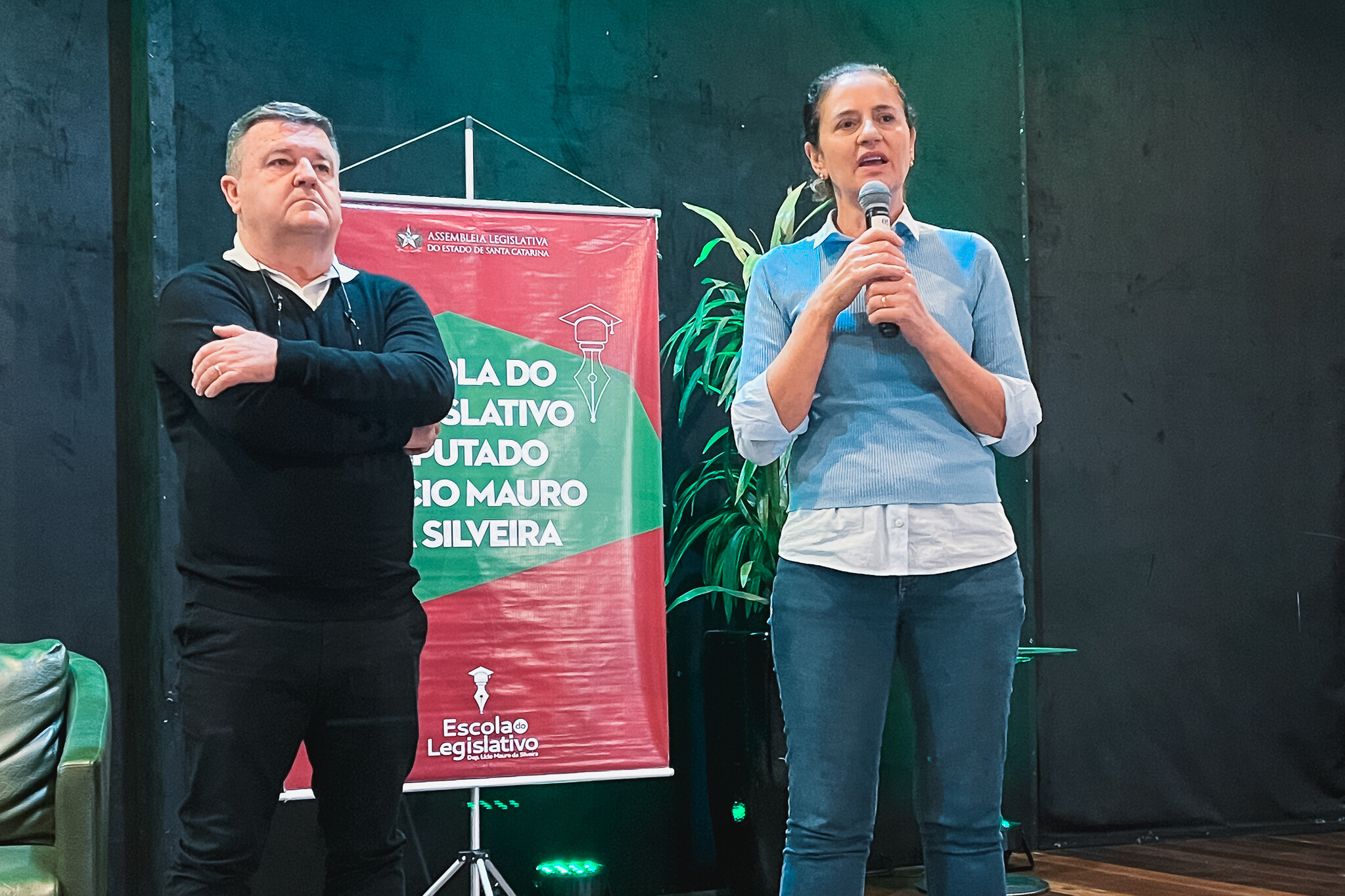 Projeto Legislativo em Ação promove qualificação de vereadores em SC