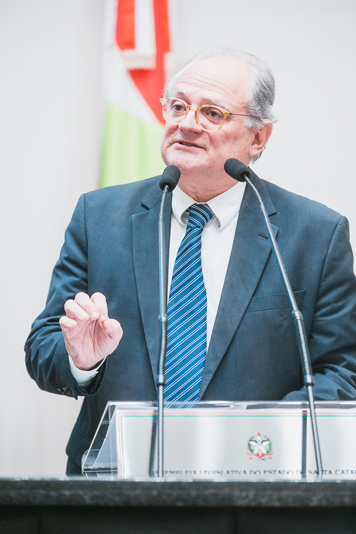 - Deputado Vicente Caropreso (PSDB)