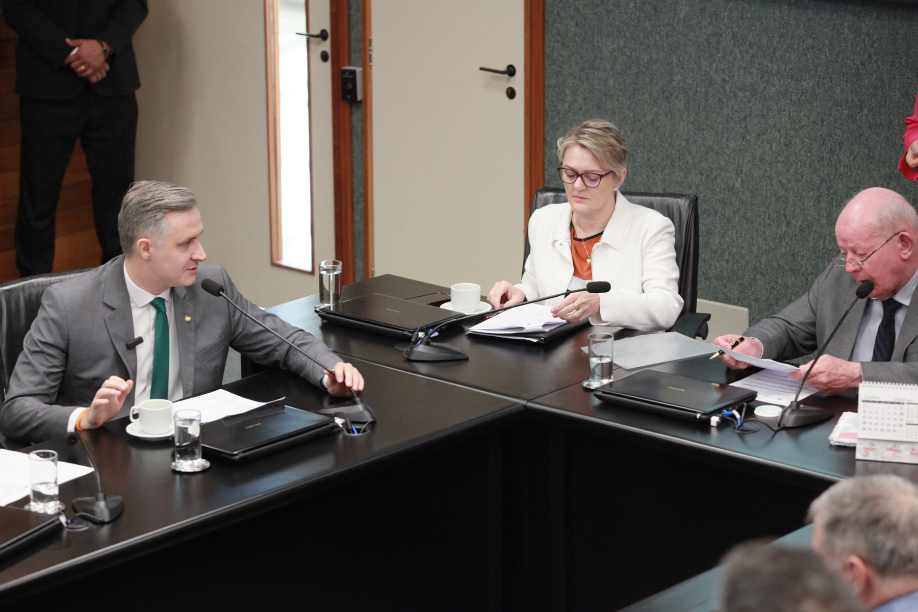 - Deputada Luciane Carminatti (PT) 		
 - Deputado Marcos Vieira (PSDB)  - Deputado Matheus Cadorin (NOVO)