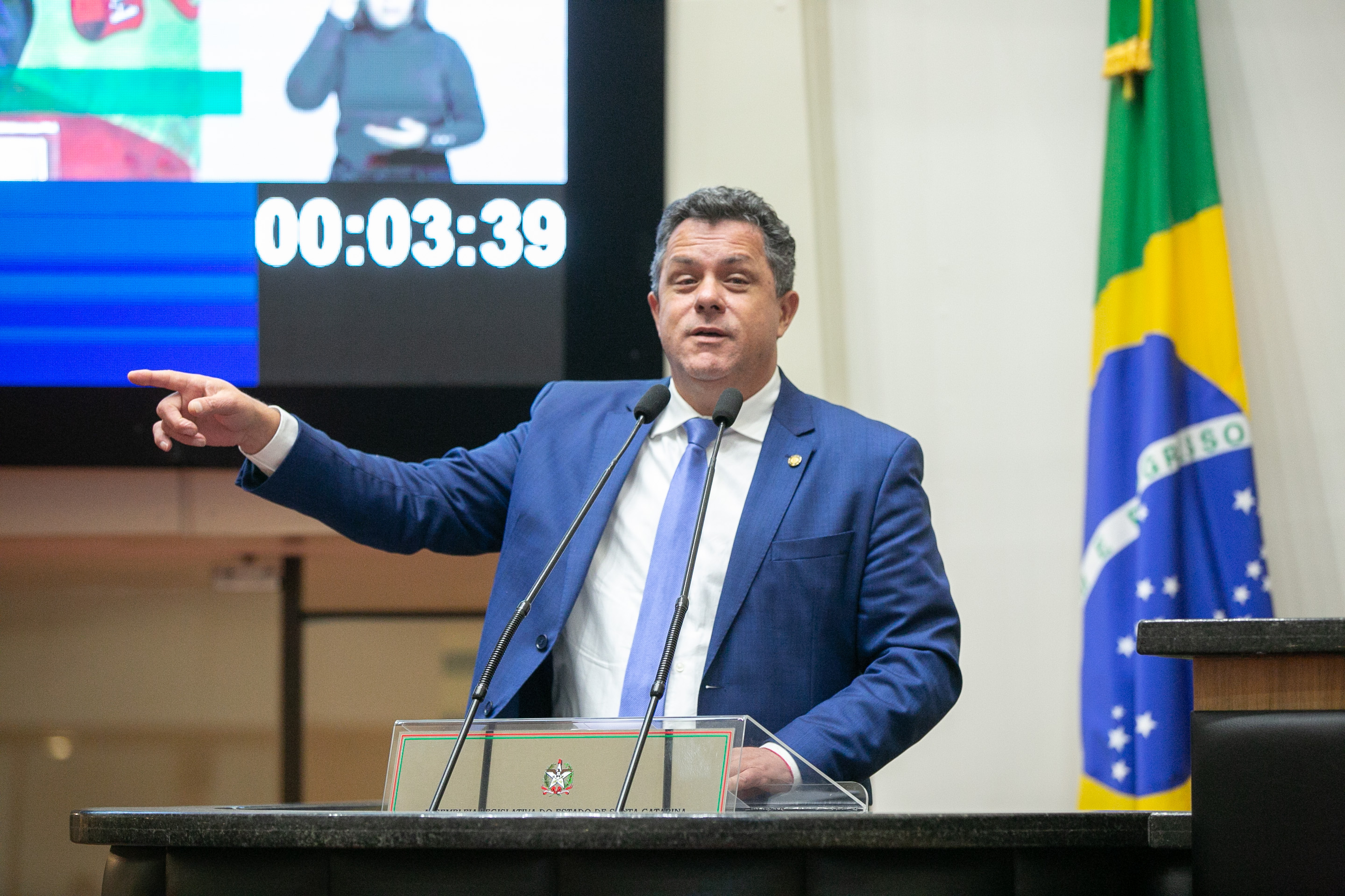 - Deputado Ivan Natz (PL)