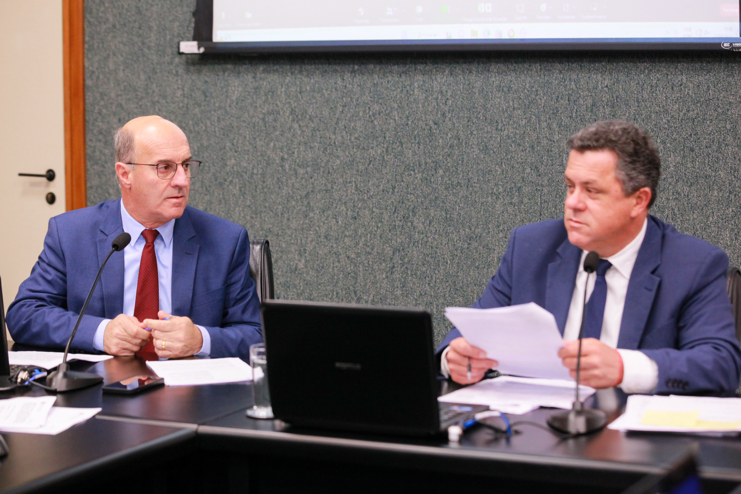 Comissão de Trabalho, Administração e Serviço Público - Deputado José Milton Scheffer (PP) 	 - Deputado Ivan Naatz (PL)