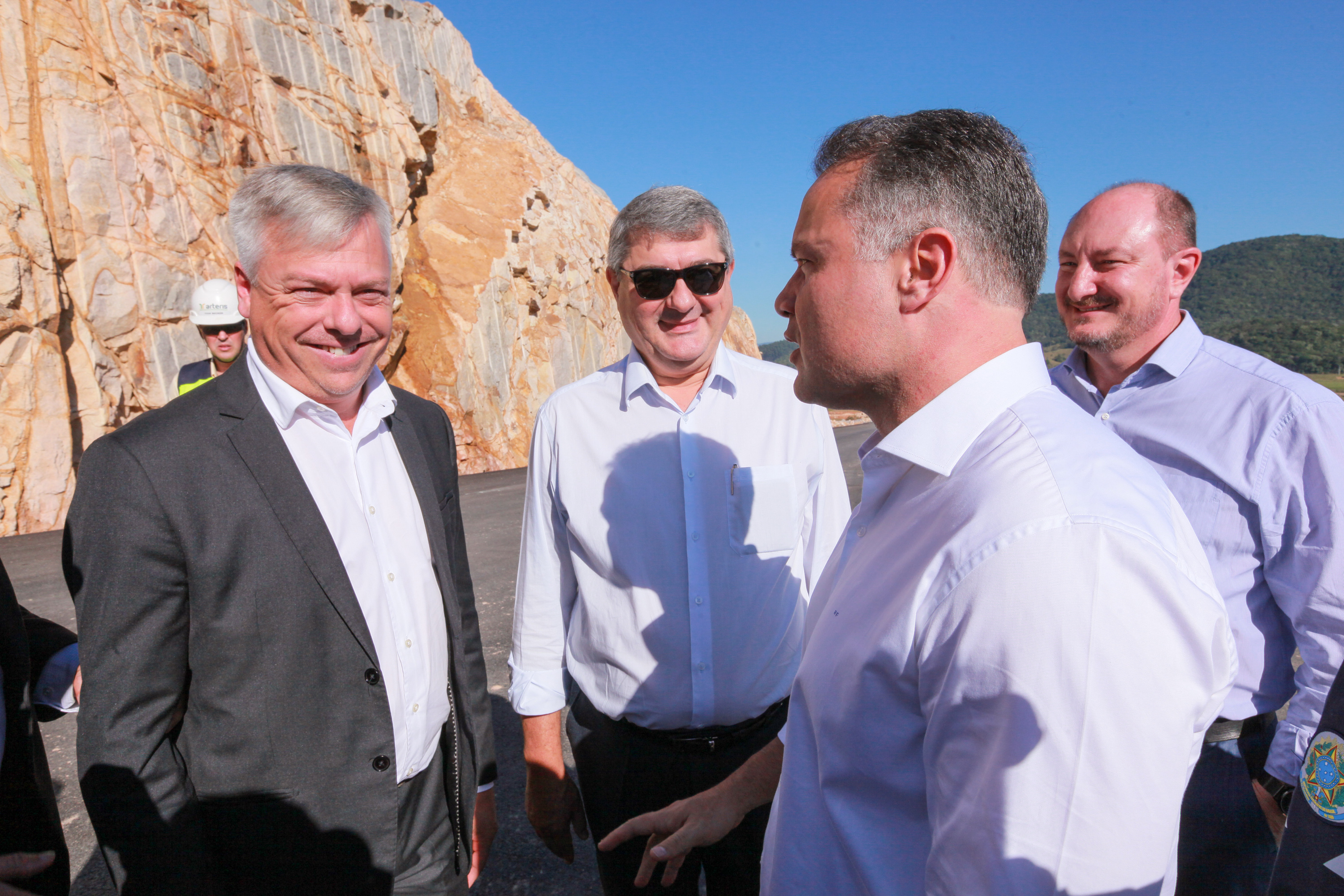 Presidente Mauro de Nadal visita contorno viário com Ministro dos Transportes Renan Filho