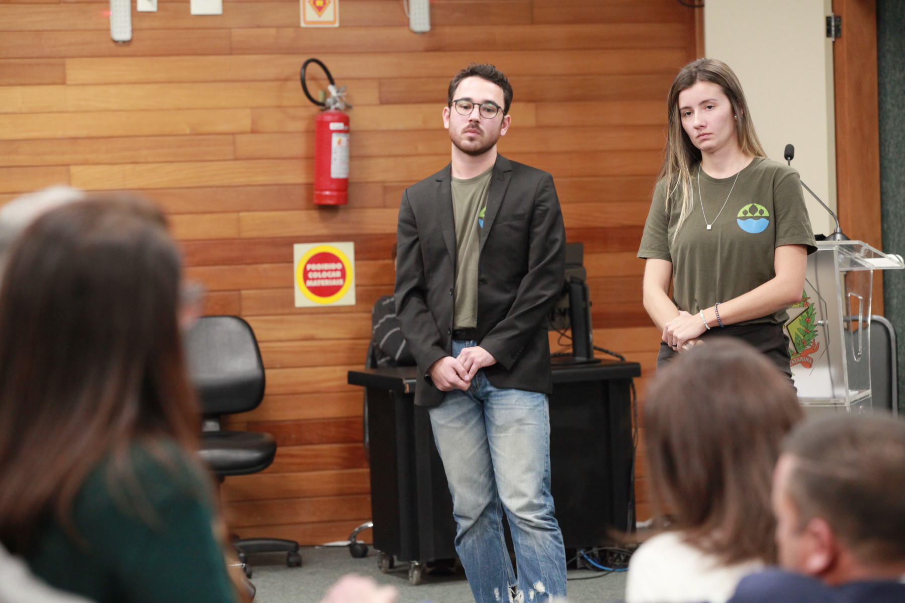 Seminário de Educação Ambiental - Gustavo Ribeiro e Collini Cristina Pinheiro