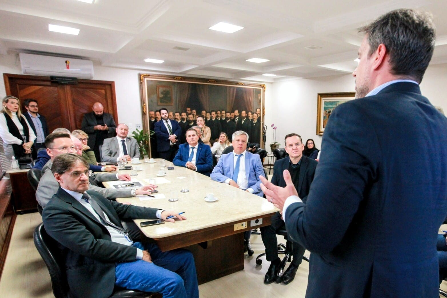 Deputado Miotto acompanha os debates da Bancada do Oeste FOTO: Ascom deputado Jair Miotto