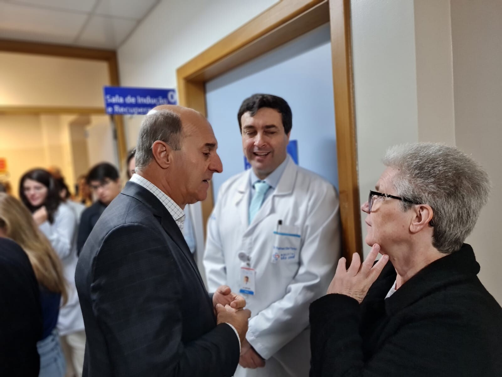 Deputado José Milton Scheffer em visita ao Hospital São José, de Criciúma