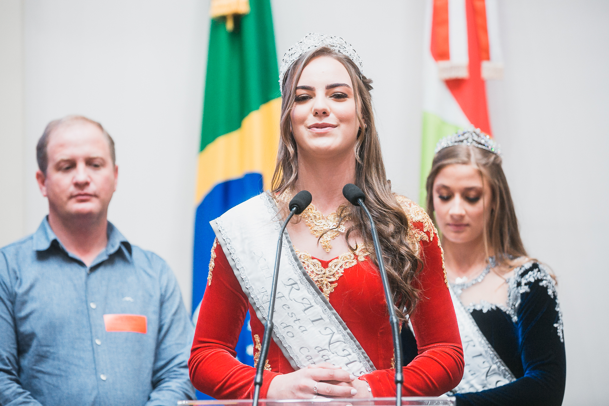 Prefeito e Realeza convidam para a Festa do Colono em Rio do Campo