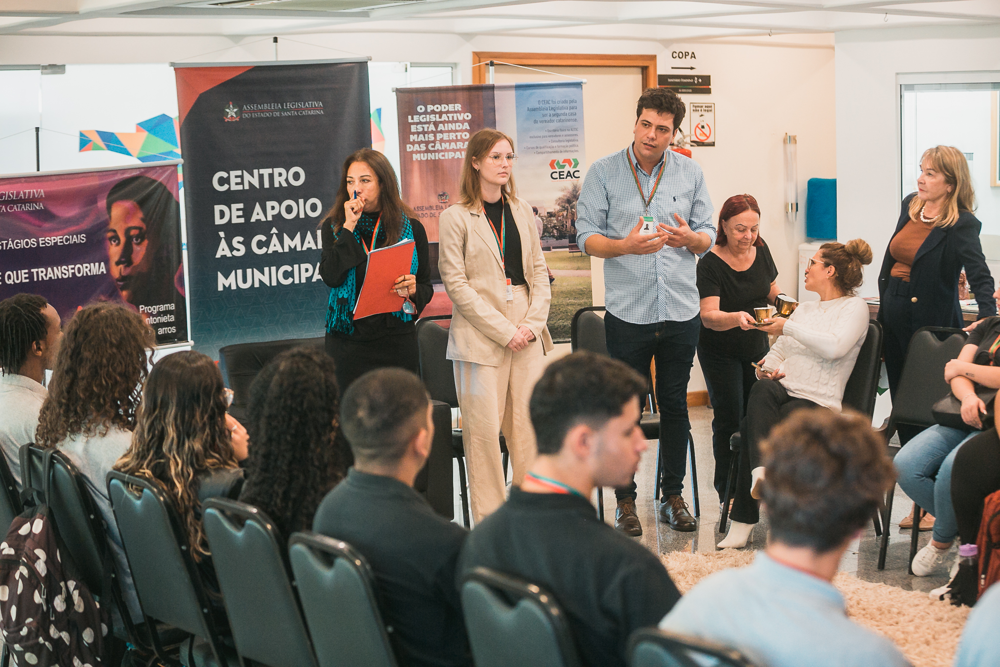 Roda de Conversa entre o CEAC e os estagiários do PAB