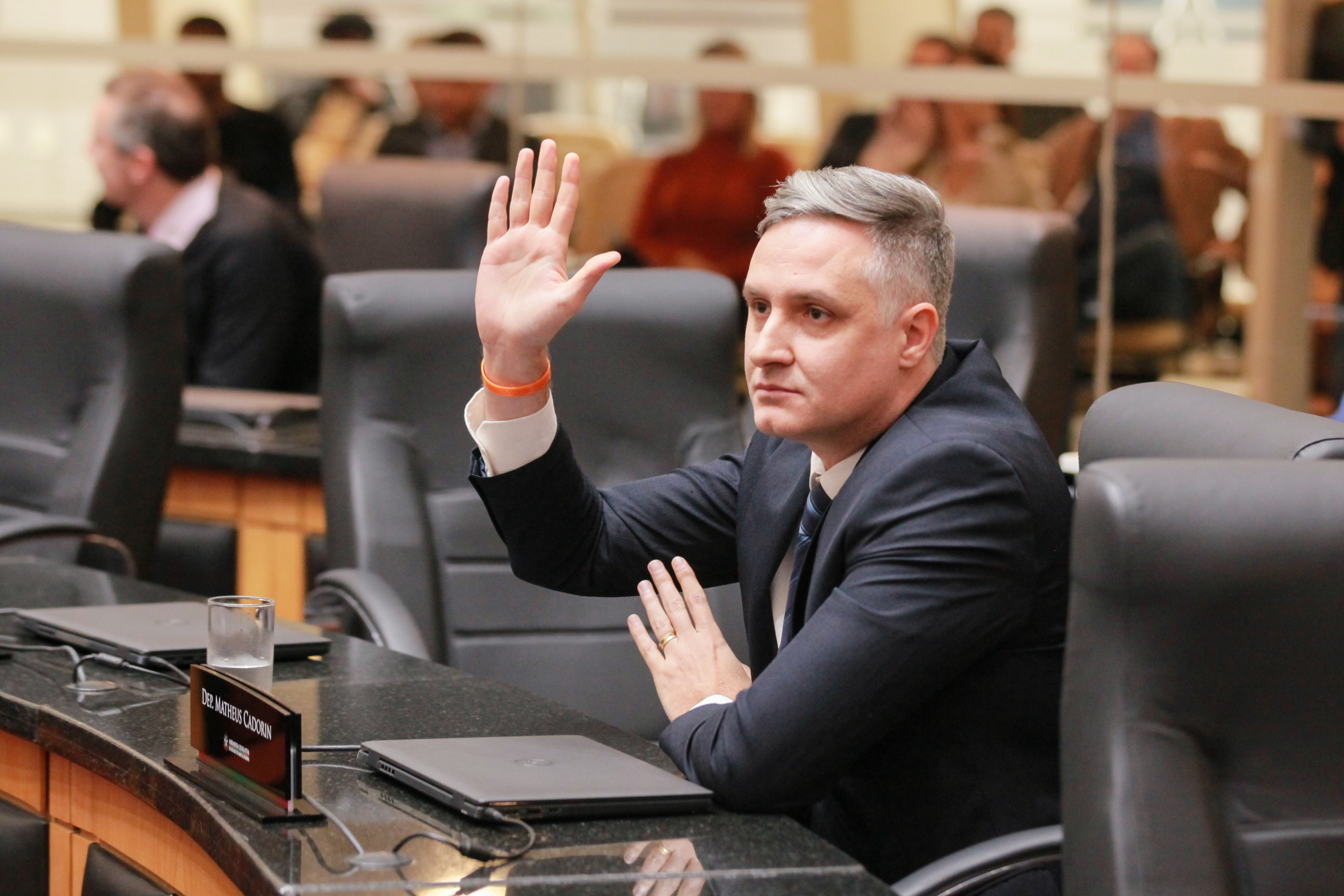 Comissão Conjunta: CCJ, Finanças e Educação