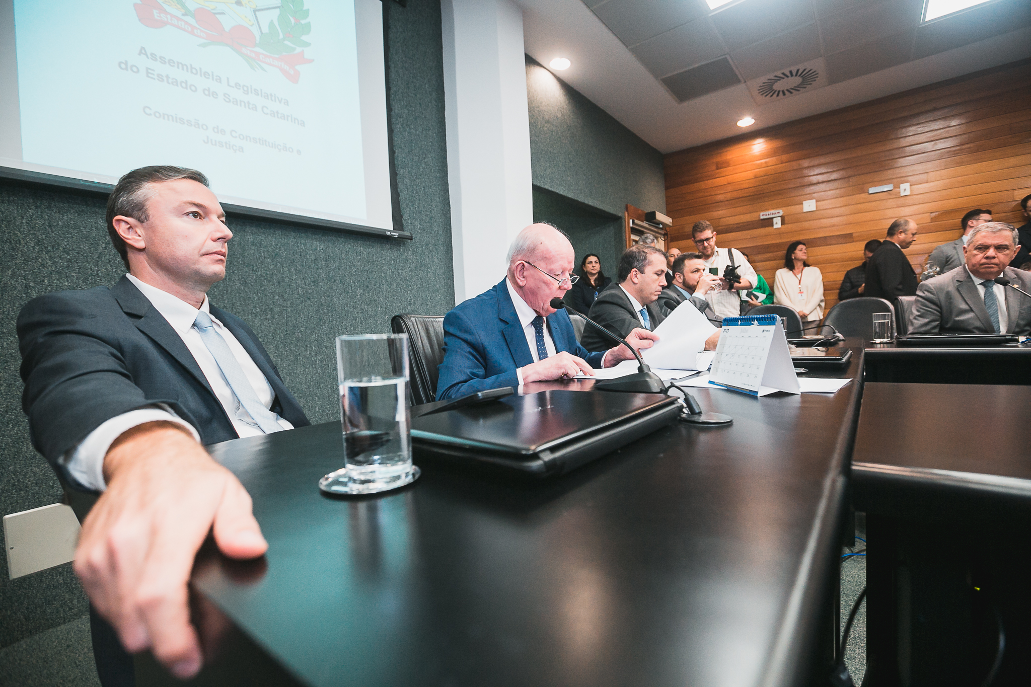 Comissão Conjunta - CCJ e Finanças e Tributação