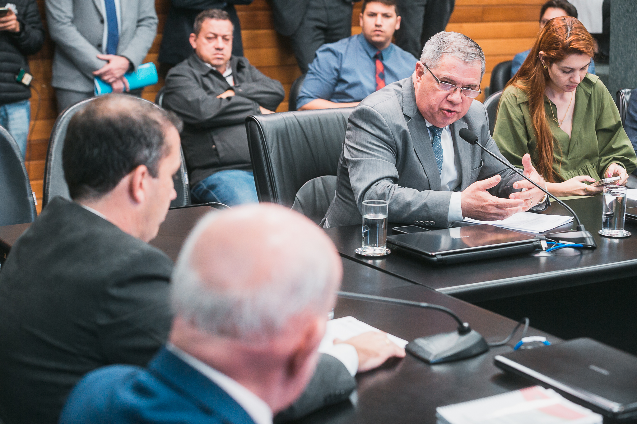 Comissão Conjunta - CCJ e Finanças e Tributação