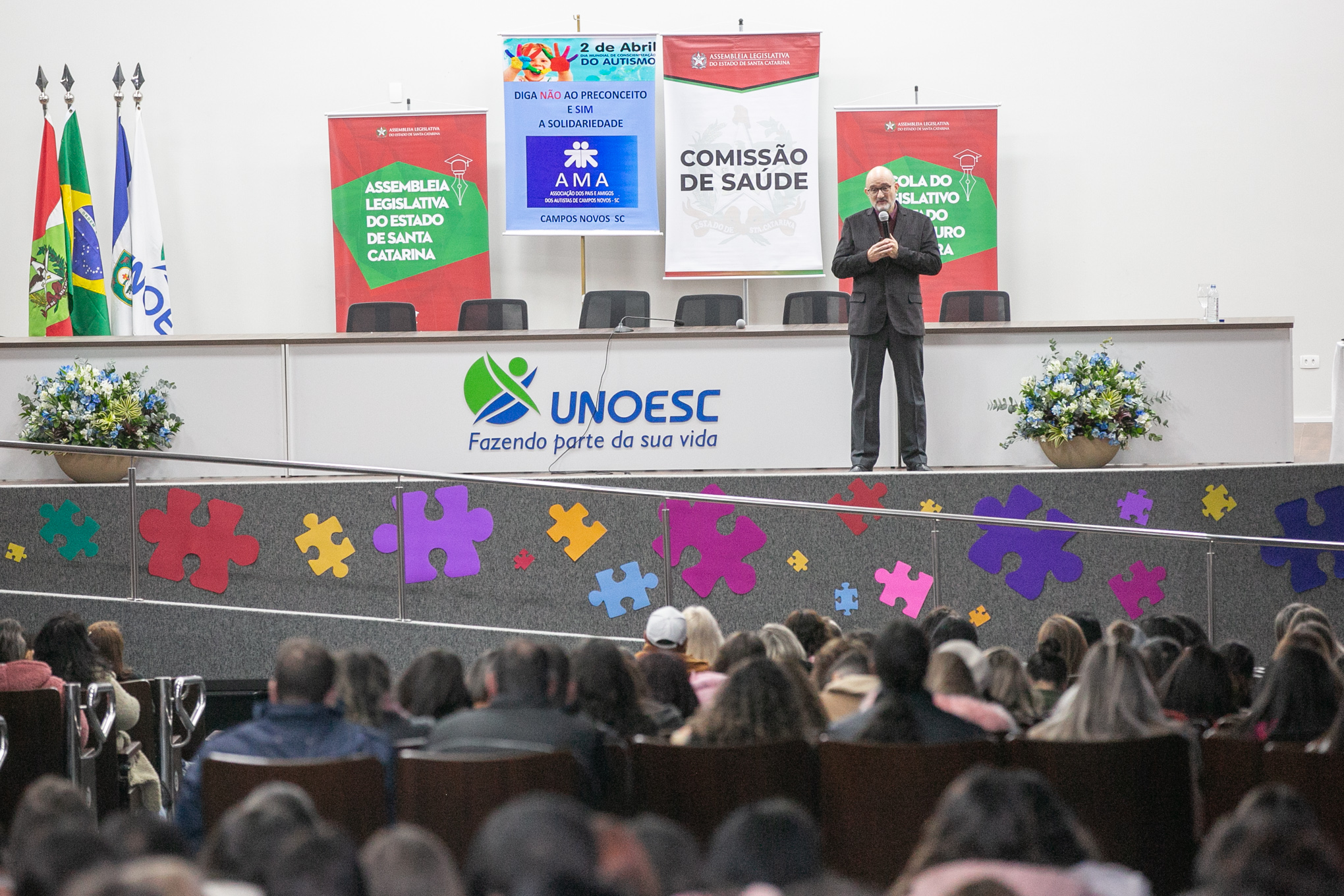 SEMINÁRIO -  Autismo e Perspectivas nas Diferentes Intervenções