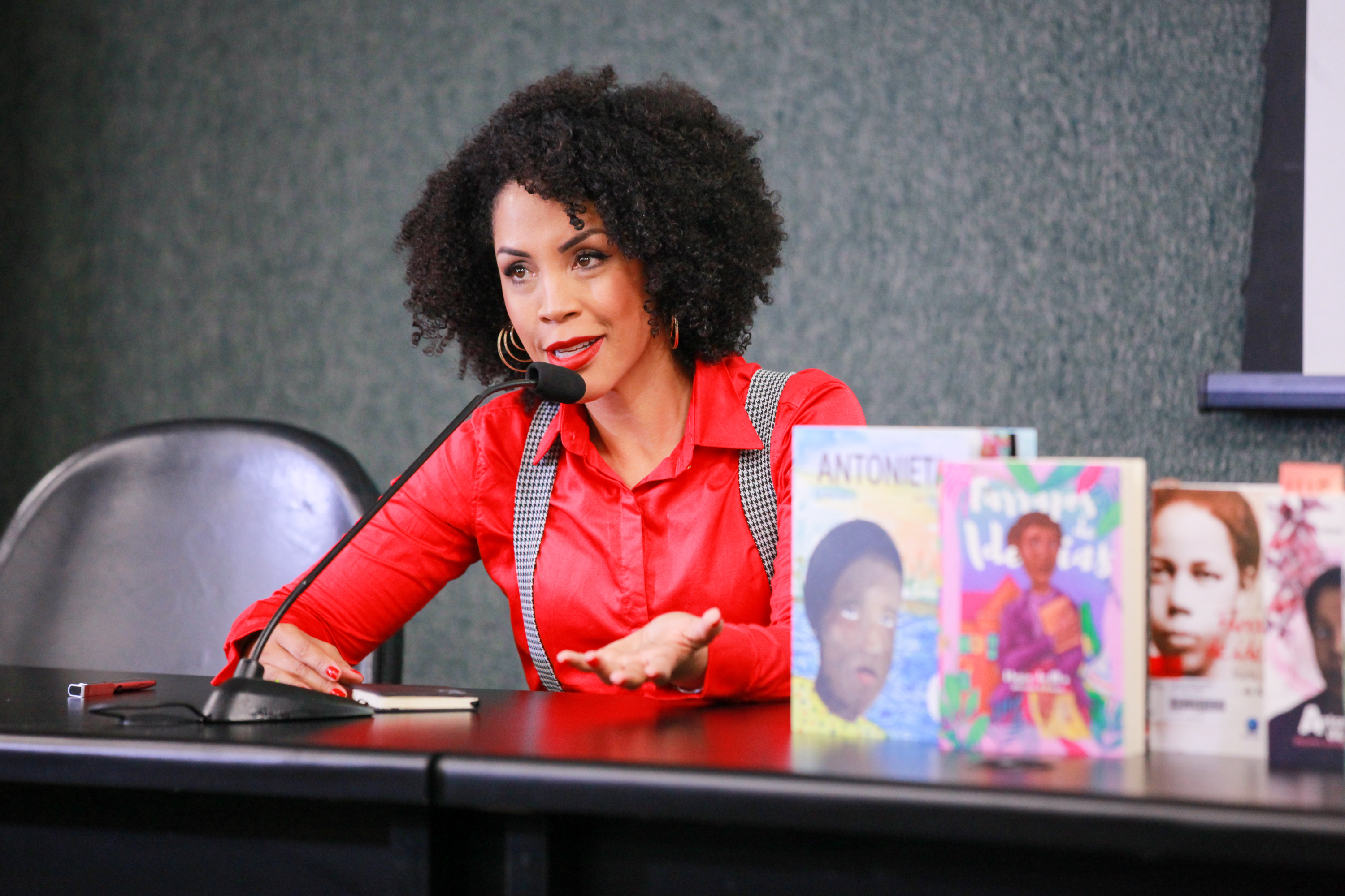 Roda de Conversa: Antonieta na Imprensa e na Literatura