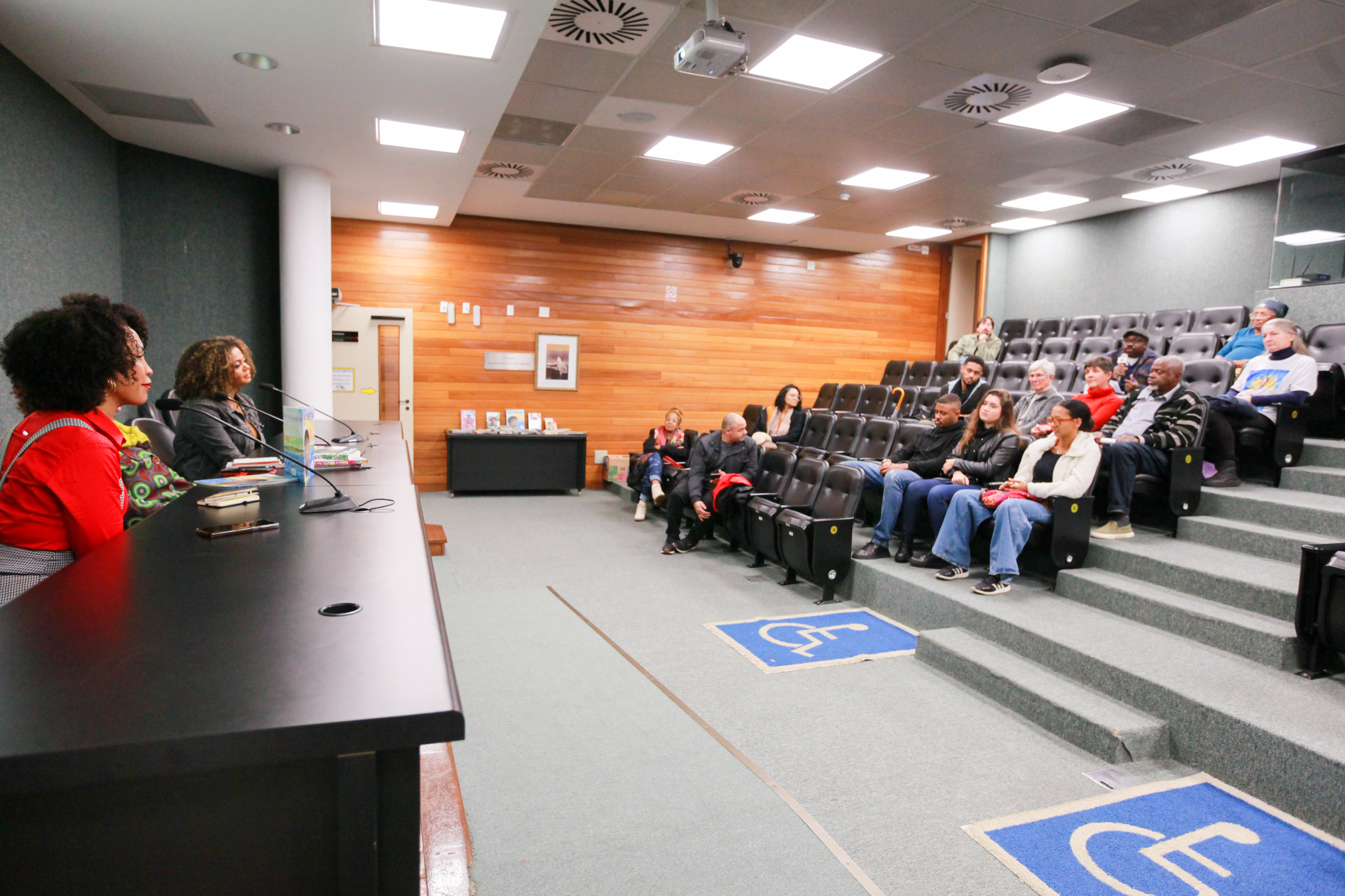 Roda de Conversa: Antonieta na Imprensa e na Literatura