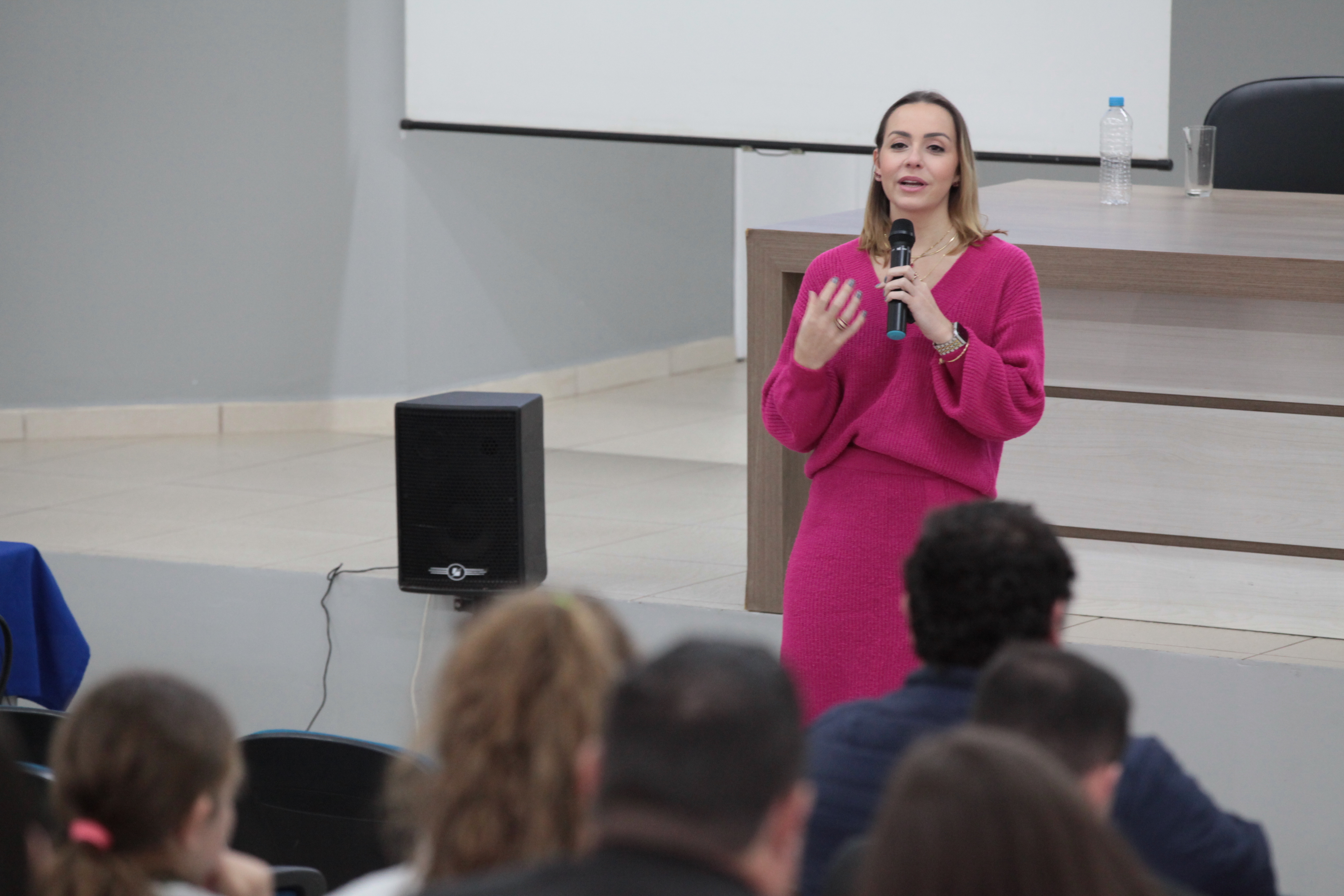 Seminário Legislativo em Ação - Gabriela P. Schelp, palestrante