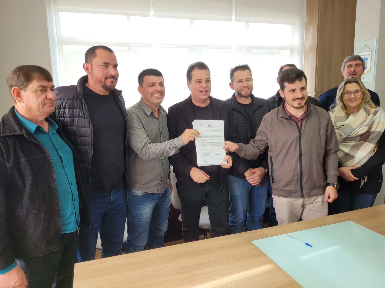 Deputado Rodrigo Minotto e lideranças de Siderópolis