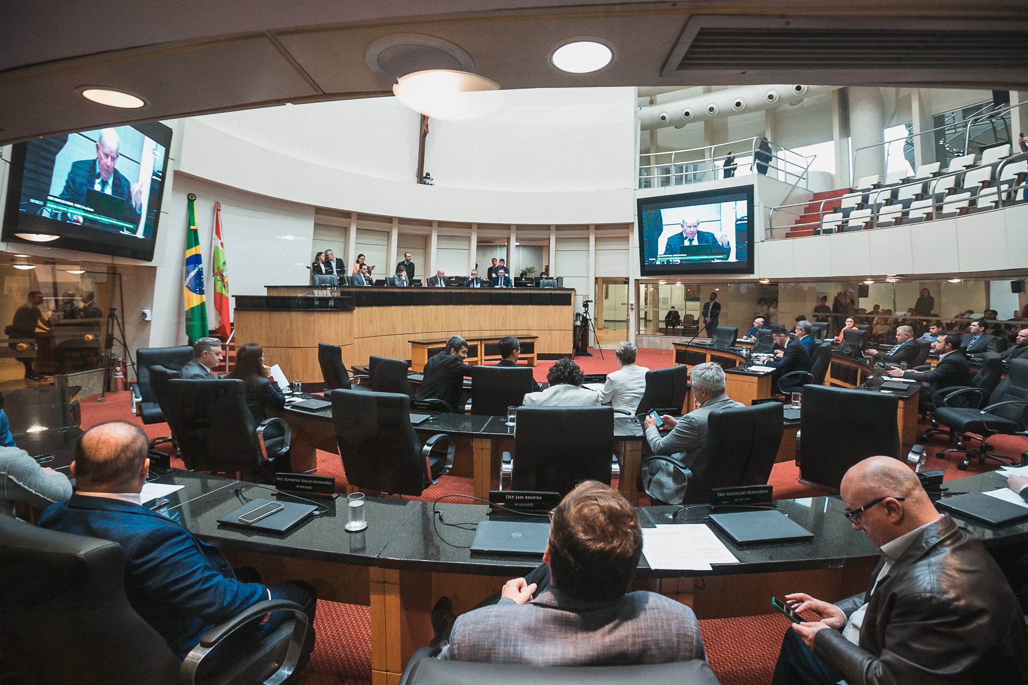 Comissão Extraordinária Conjunta - CCJ, Finanças e Tributação, Assuntos Municipais