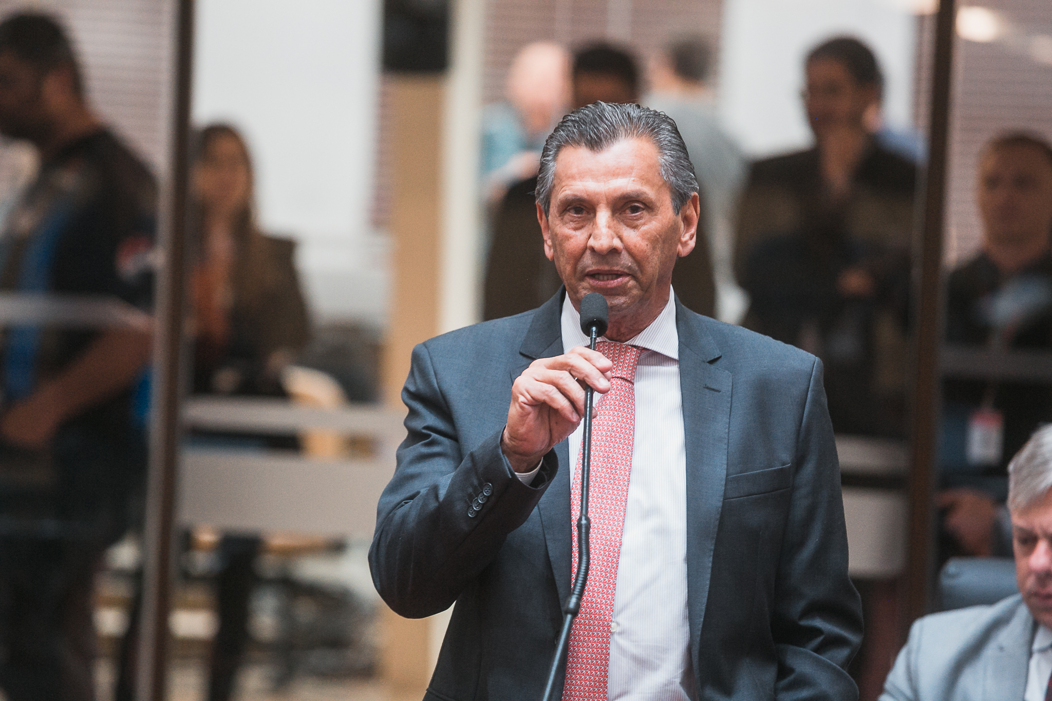 Suspensão de Sessão - Diácono Permanente Ricardo José de Souza - Deputado Julio Garcia (PSD)