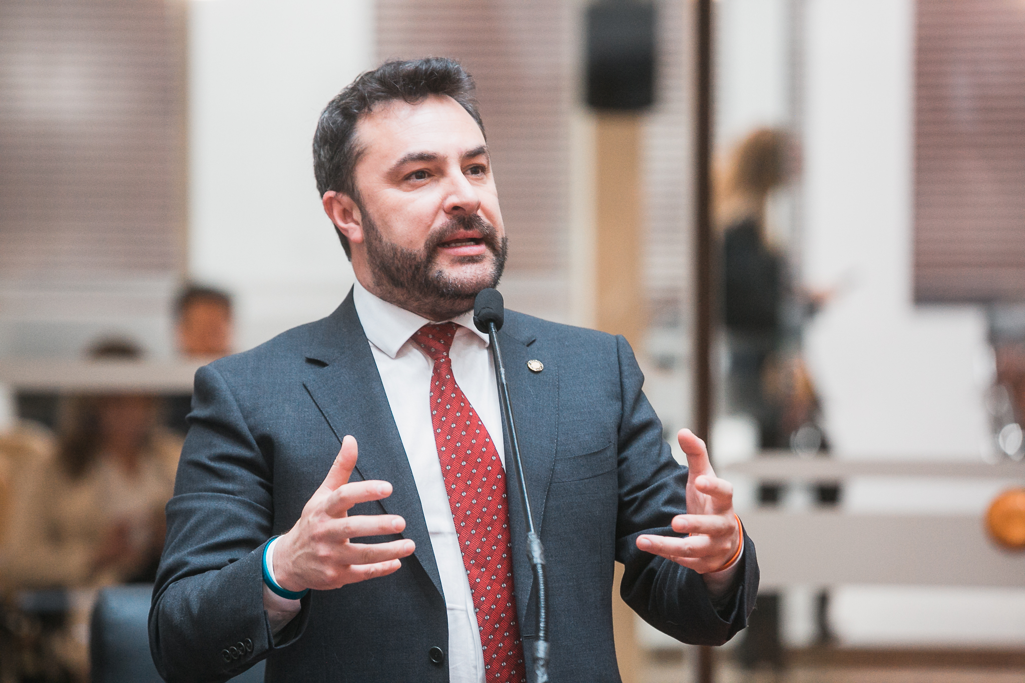 Suspensão de Sessão - Vice-Prefeita e Realeza de São Joaquim convidam para a Festa Nacional da Maçã - Deputado Marcius Machado (PL)