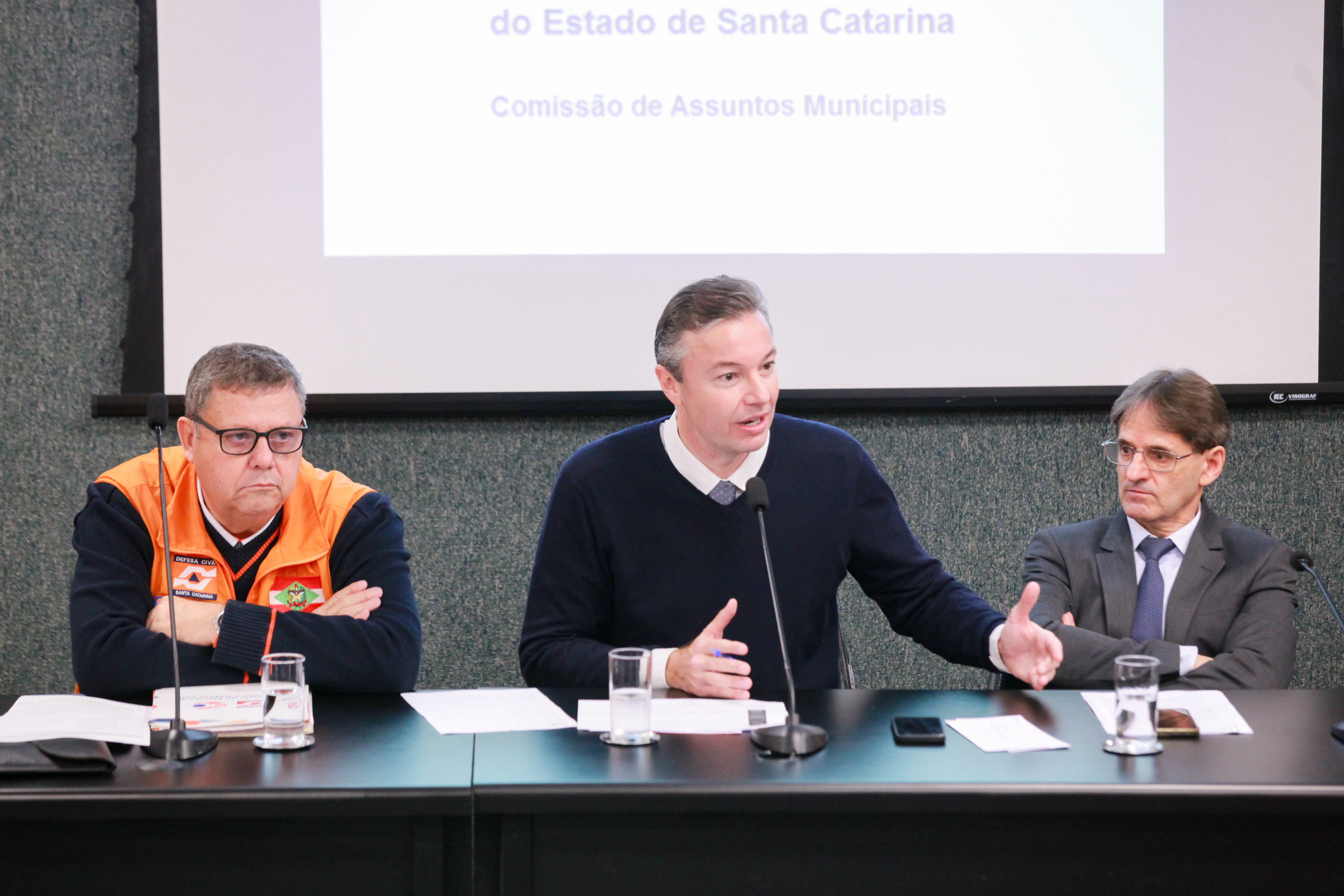 Audiência Pública para discutir a atuação do Estado nas ações da Defesa Civil nos Município