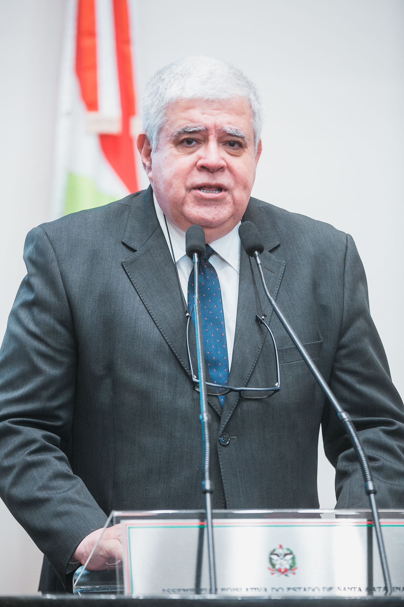 SESSÃO SOLENE -Título de cidadão catarinense ao ex-presidente da República Michel Temer