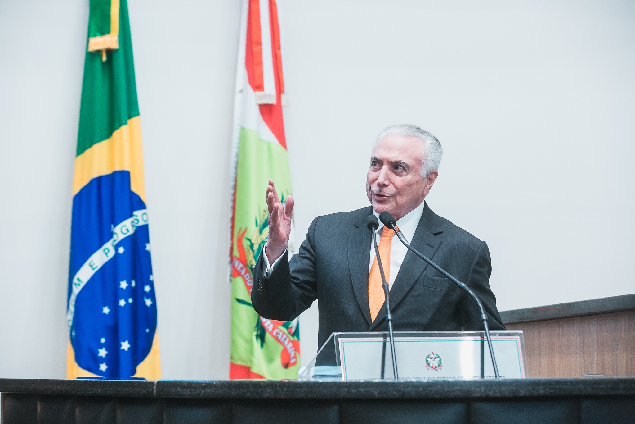 SESSÃO SOLENE -Título de cidadão catarinense ao ex-presidente da República Michel Temer