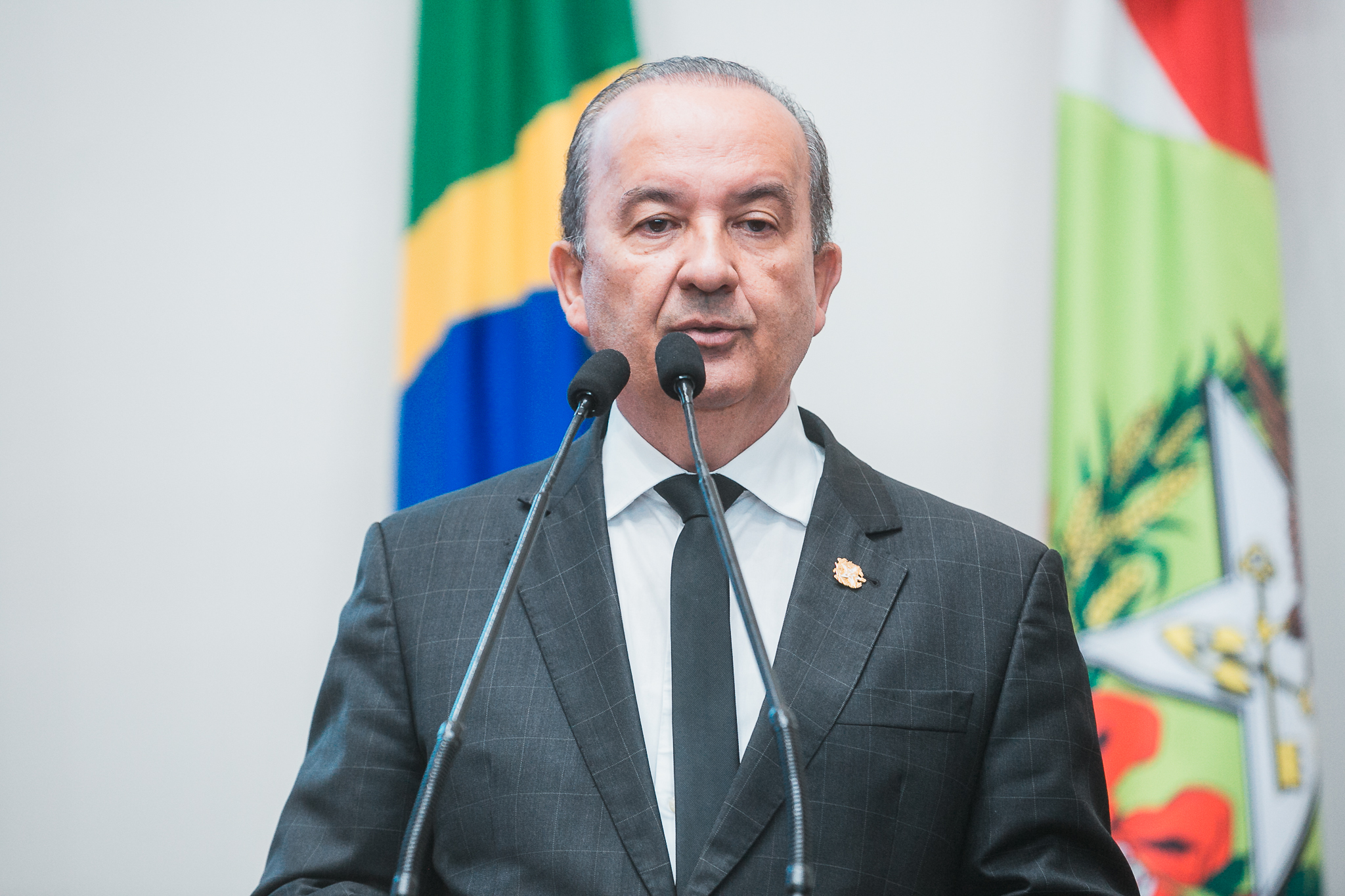SESSÃO SOLENE -Título de cidadão catarinense ao ex-presidente da República Michel Temer