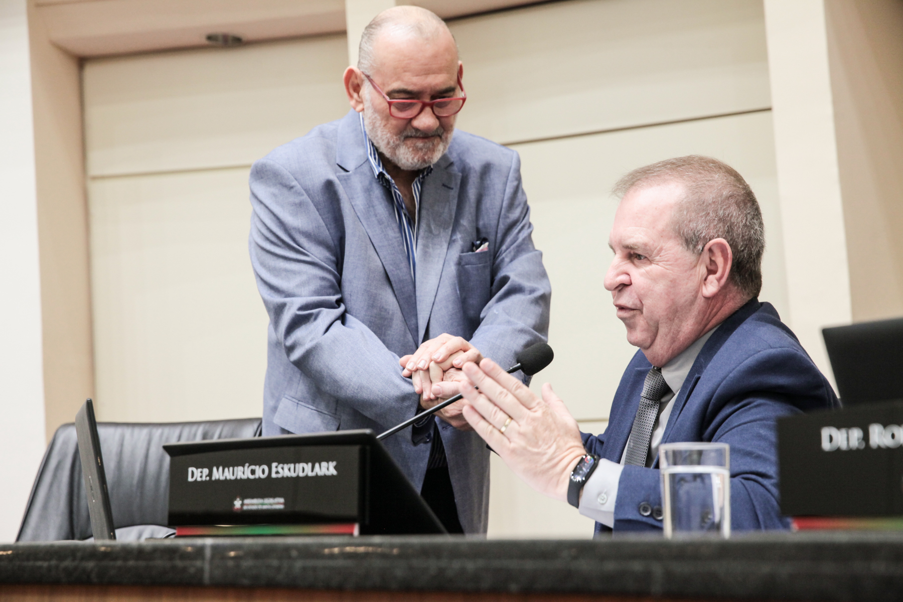 Suspensão da Sessão Ordinária - Celso Pereira Raimundo e deputado Maurício Eskudlark (PL)