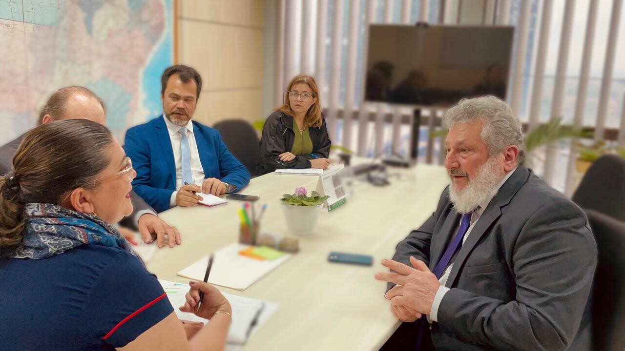 Padre Pedro e equipe em reuniões no Ministério do Desenvolvimento Agrário e Ministério da Saúde
