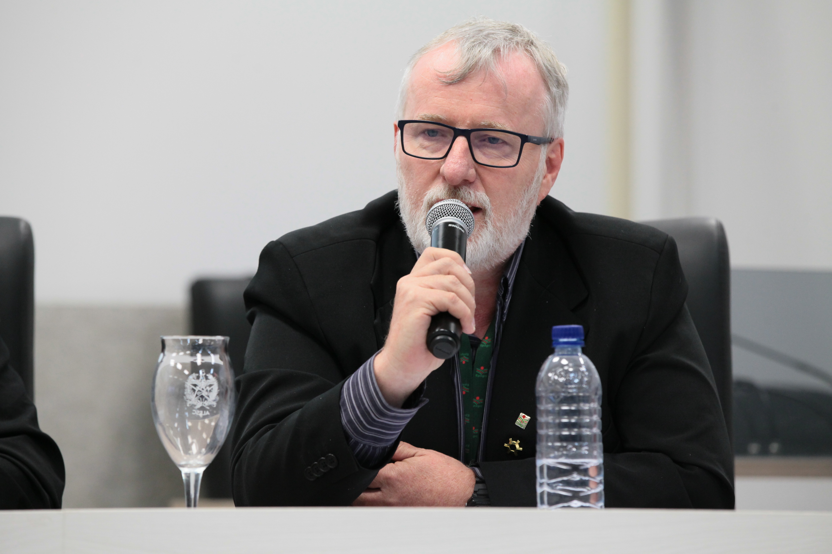 Audiência Pública que irá discutir a situação dos produtores de Leite do Estado - Sidinei Egon Simom (EPAGRI)