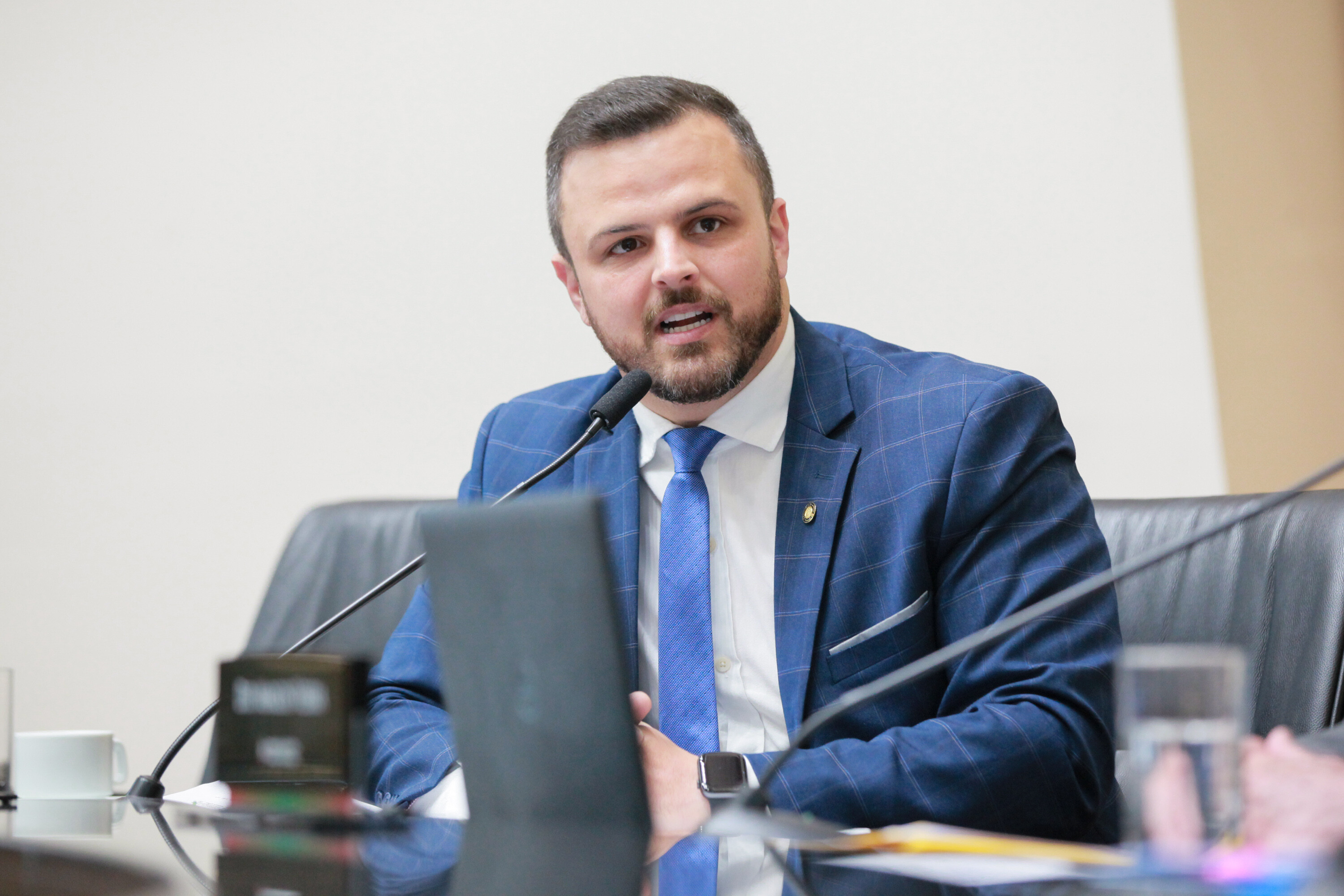 Assembleia lança palestras antidrogas em escolas públicas