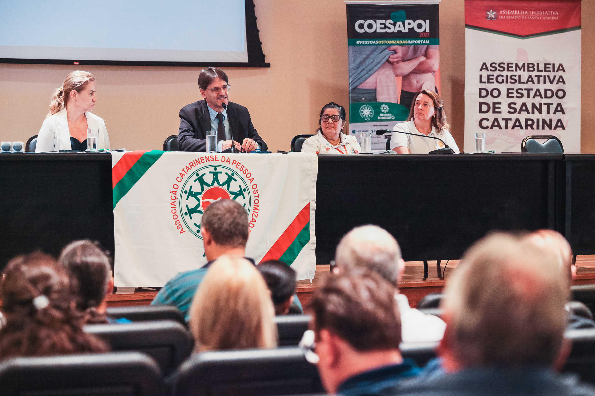 Primeira Conferência Sobre Ostomias, Incontinência Urinária e Pessoas com DII.