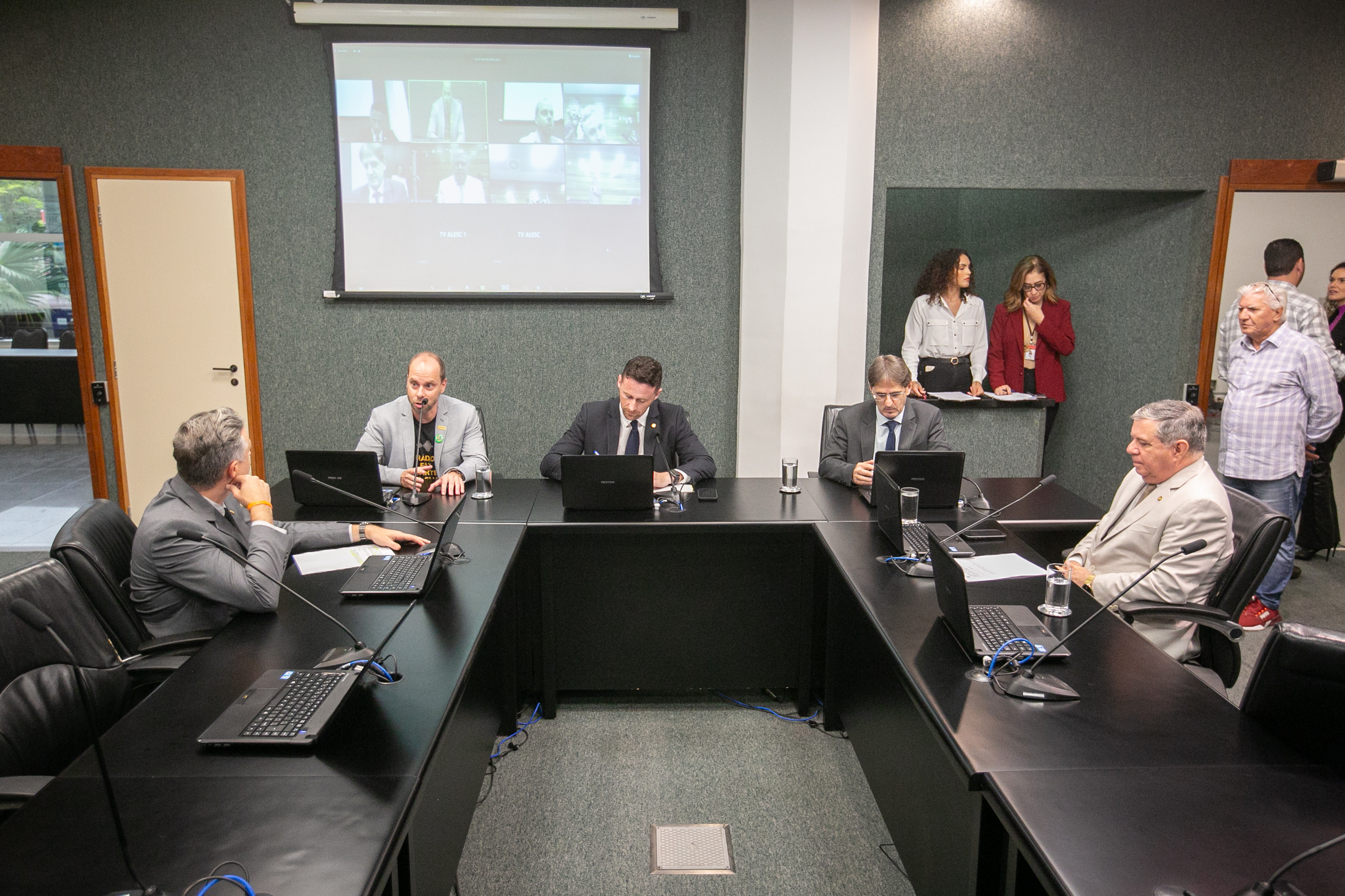 Comissão de Relacionamento Institucional, Comunicação, Relações Internacionais e do MERCOSUL