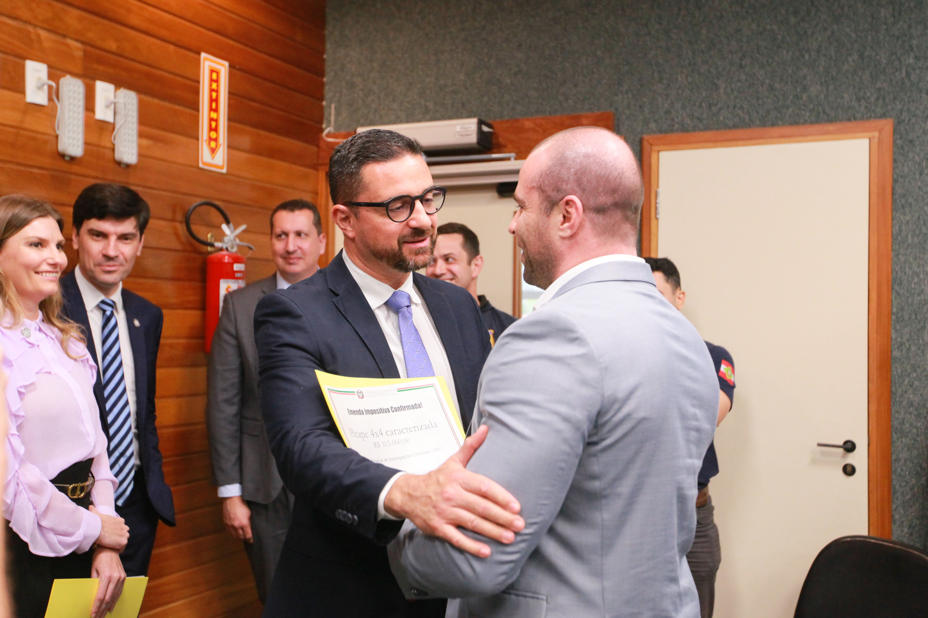 Comissão de Segurança Pública / Entrega moção - deputado Jessé Lopes