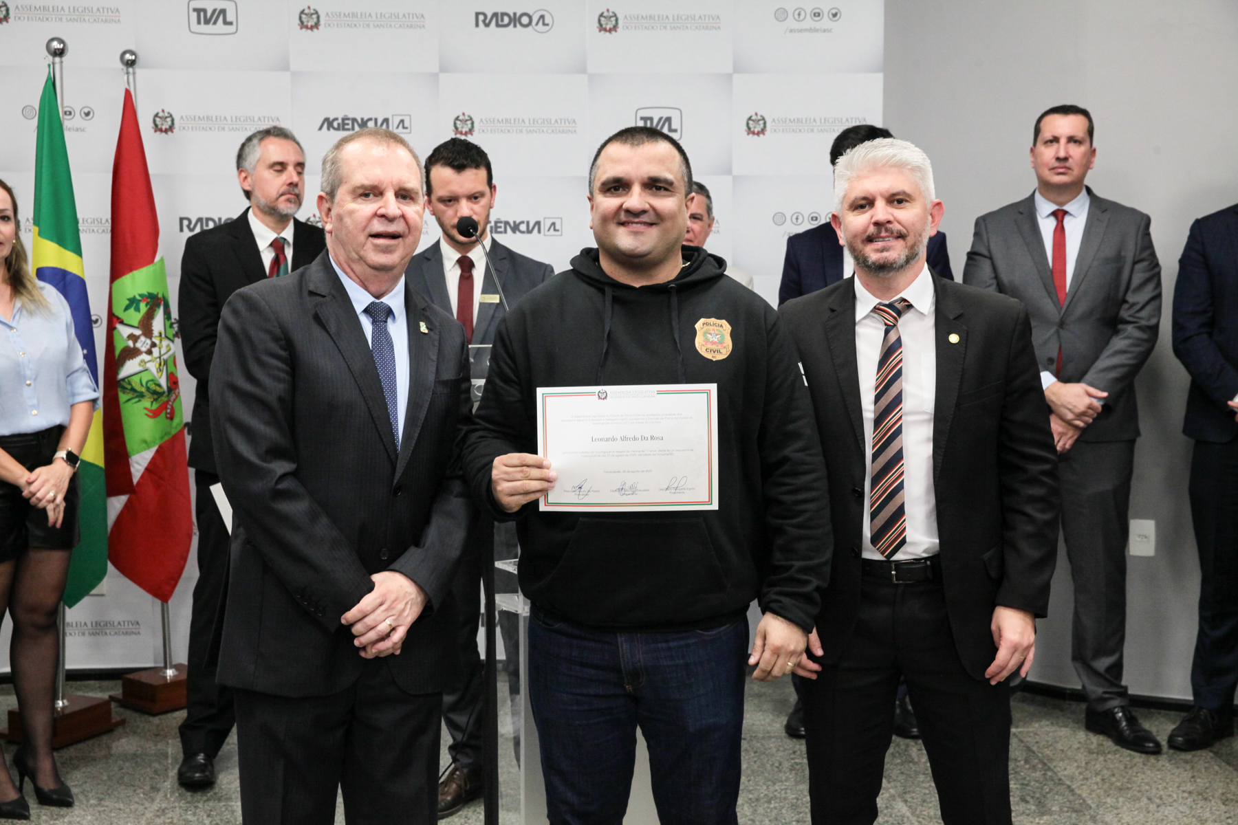 Moção de Aplauso a Policiais Civis de SC
