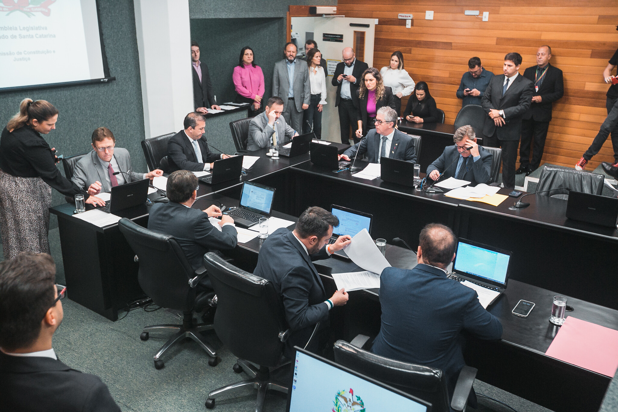 CCJ admite projeto que trata da alteração das faixas de domínio nas áreas urbanas