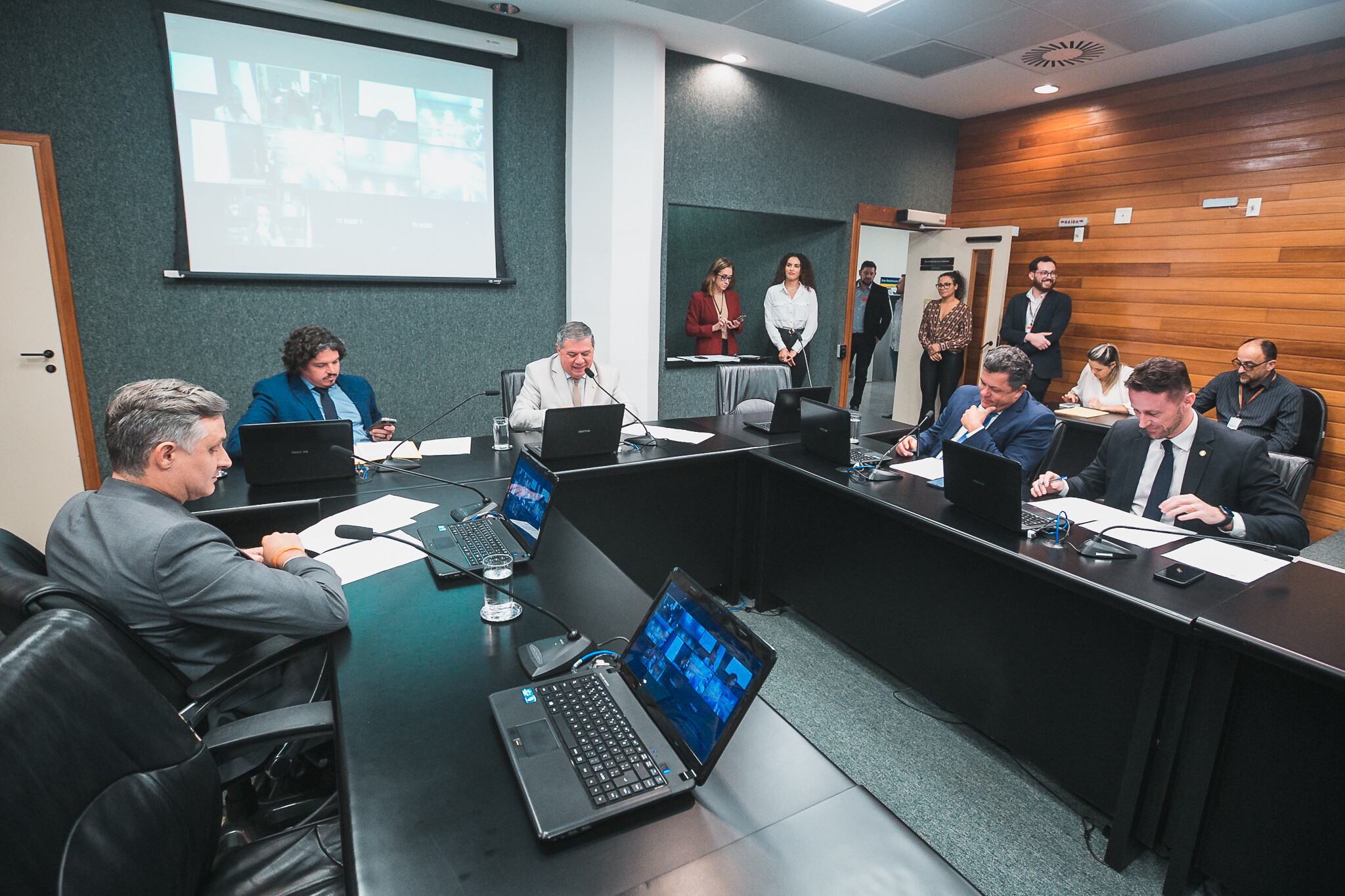 Comissão aprova projeto sobre lista de espera em escolas